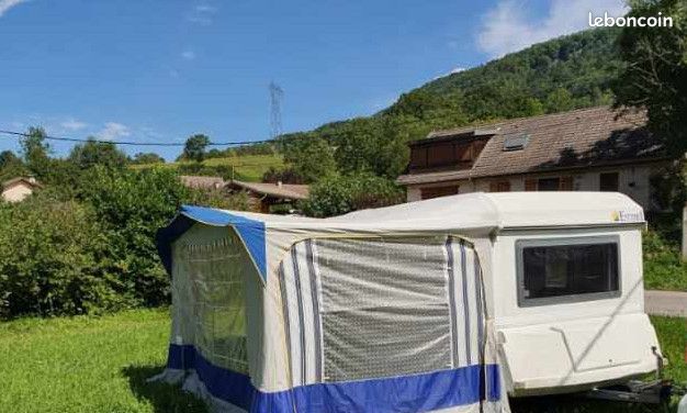 Caravane pliante rigide esterel top volume (image 1)