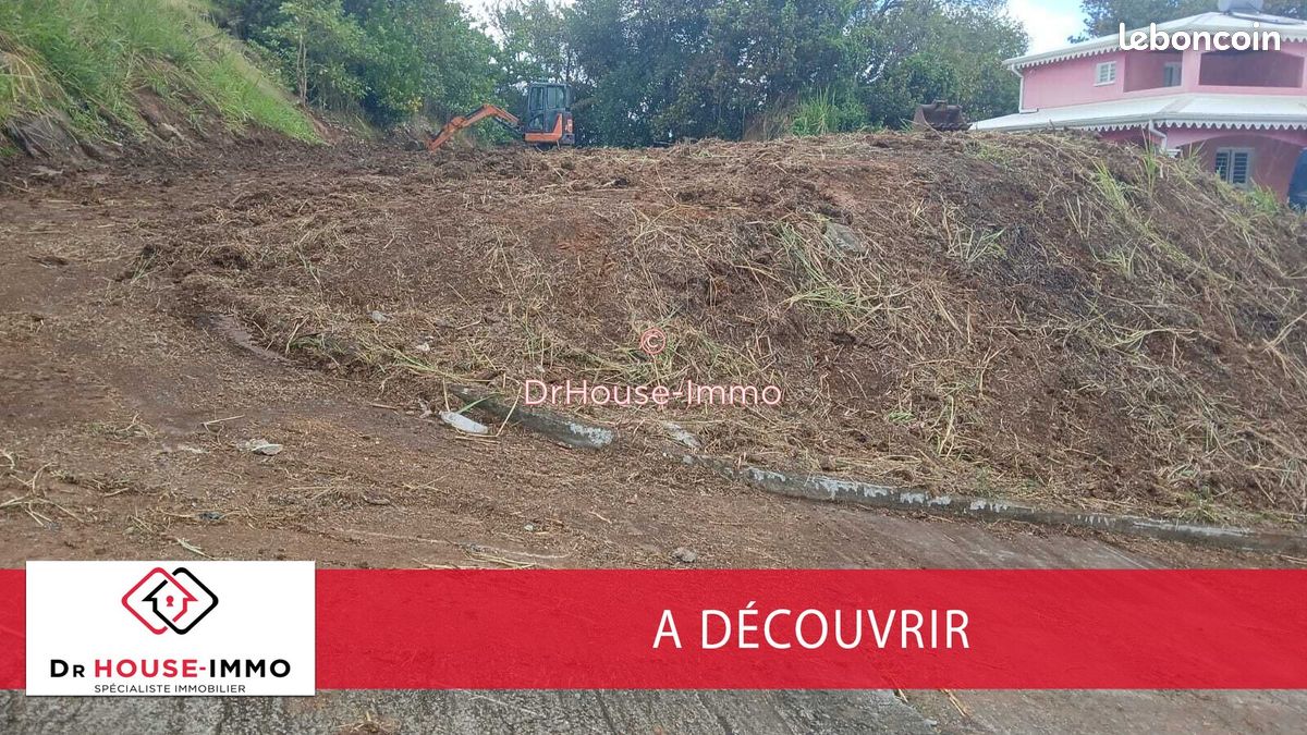 Terrain 592 m² · à Le Lorrain · 592 m² · 80 000 €