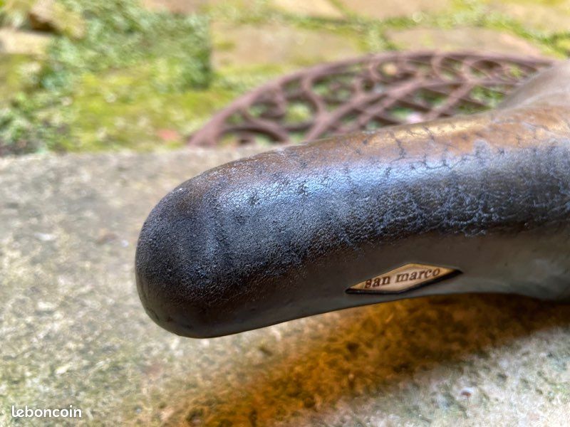 Selle San Marco Rolls Vintage Rouge - Années 80/90, Rail Chromé, Rare !