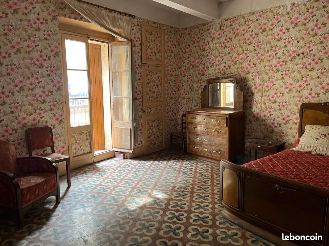 Maison 4 pièces 125 m² · à Villeveyrac · 125 m² · 106 000 €
