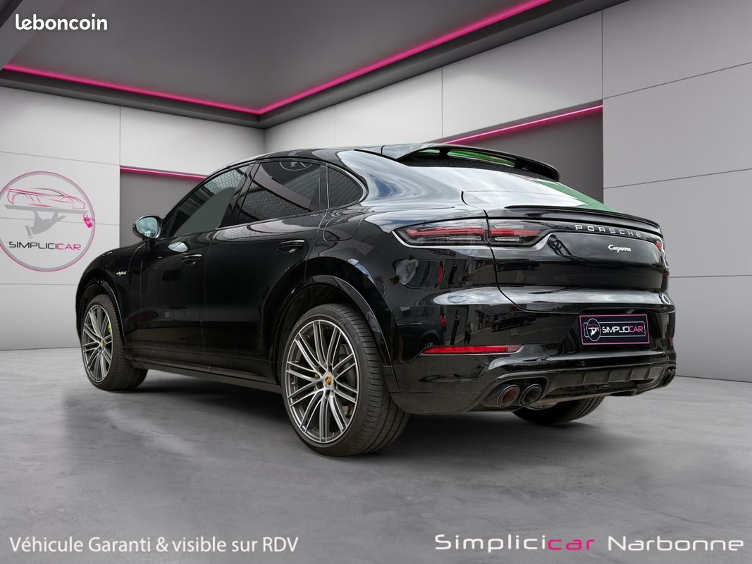 PORSCHE CAYENNE 3.0 V6 E-HYBRID COUPE - 340Ch - Toit ouvrant Pack Chrono Siège 18 positions Garantie 12 mois (image 3)