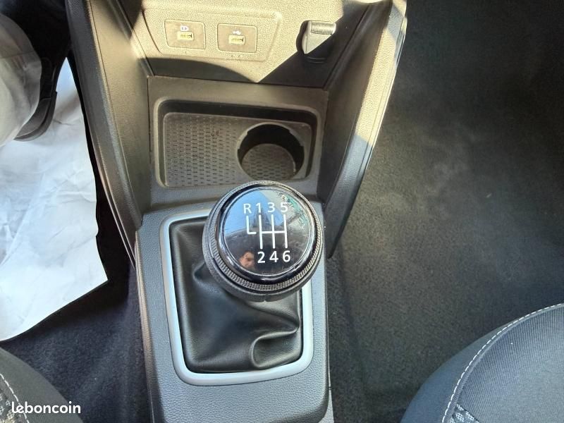 Dacia Duster 1.5 Blue dCi 115ch Journey 4x4 (image 14)