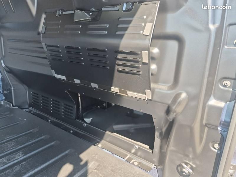Ford Transit Custom Fg 320 L1H1 2.5 Duratec 232ch Hybride rechargeable Sport CVT (image 14)