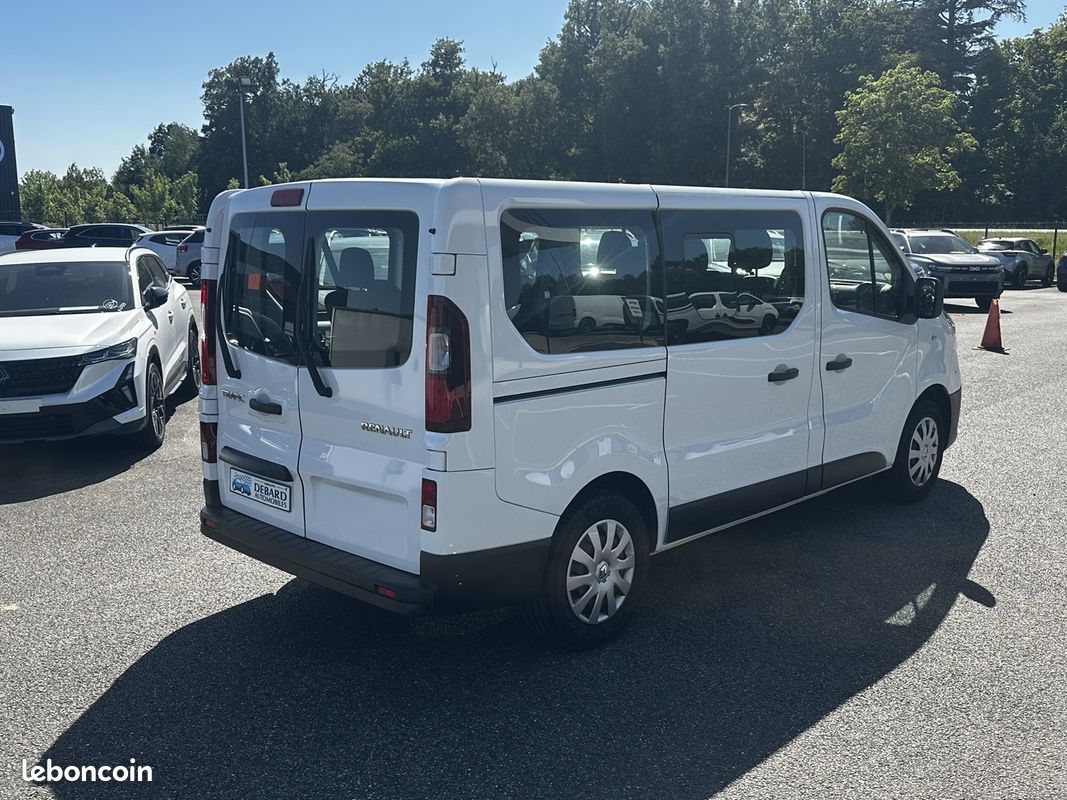 Renault TRAFIC III COMBI L1 2.0 DCI 120CH S&S ZEN 9 PLACES (image 5)