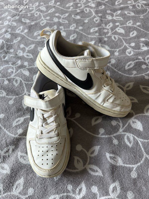 Basket Nike taille 31 Chaussures