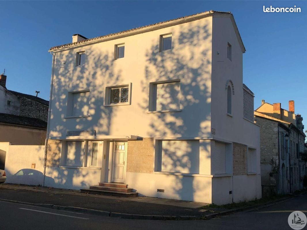 Maison 5 pièces 180 m² · à Eymet · 180 m² · 286 200 €