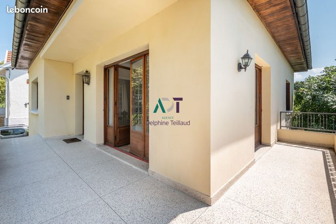 Maison 6 pièces 146 m² — 18