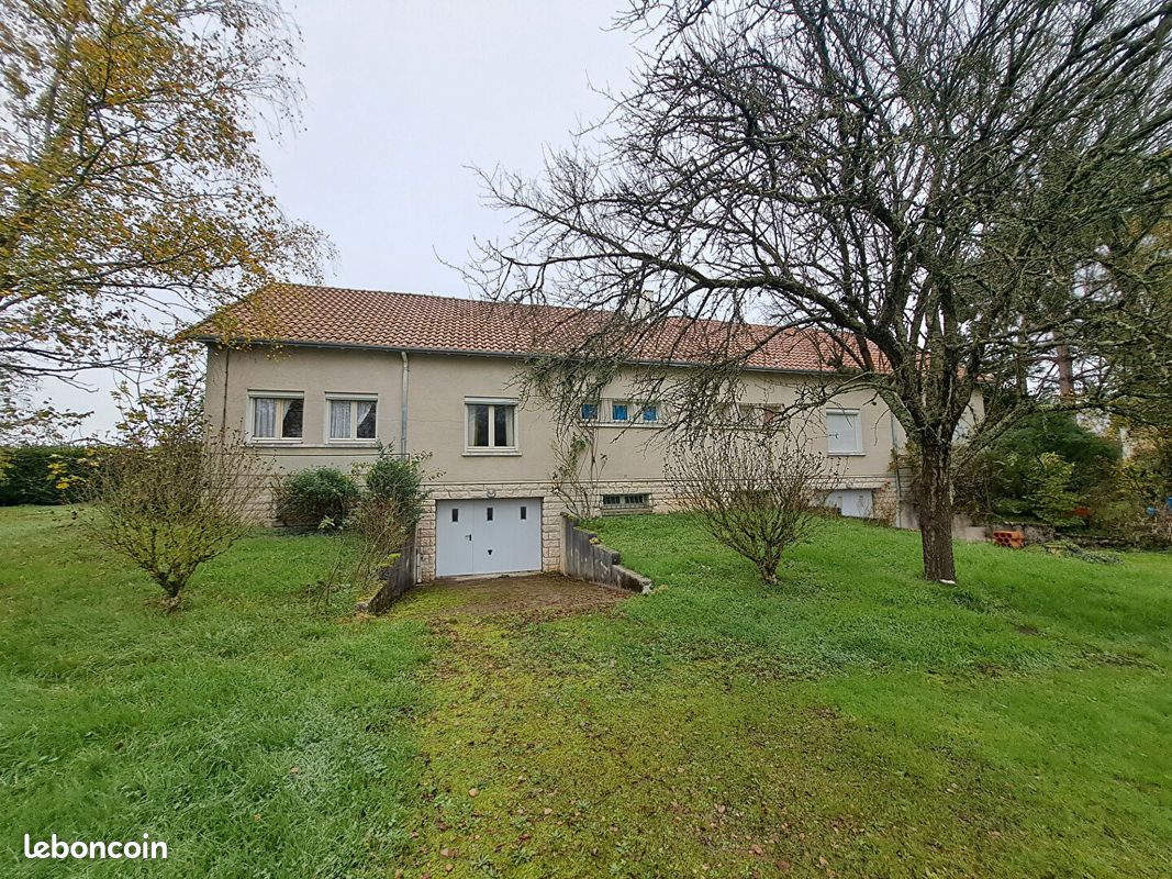 Maison 10 pièces 290 m² · à Châtellerault · 290 m² · 174 400 €