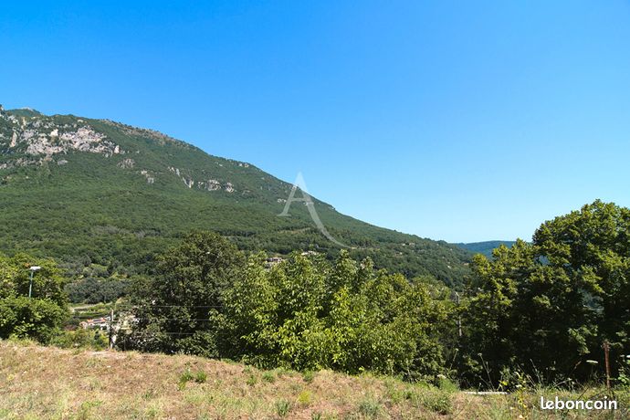 Terrain 1243 m² GOURDON