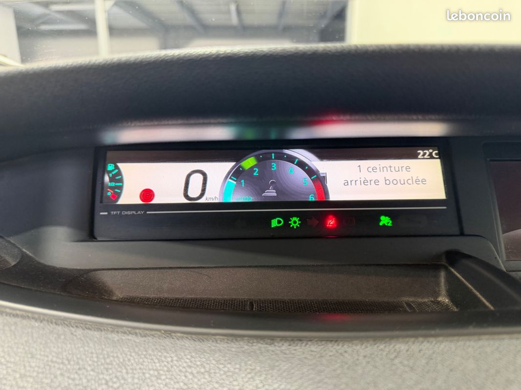 RENAULT SCENIC III dCi 130 FAP Energy eco2 Expression (image 16)