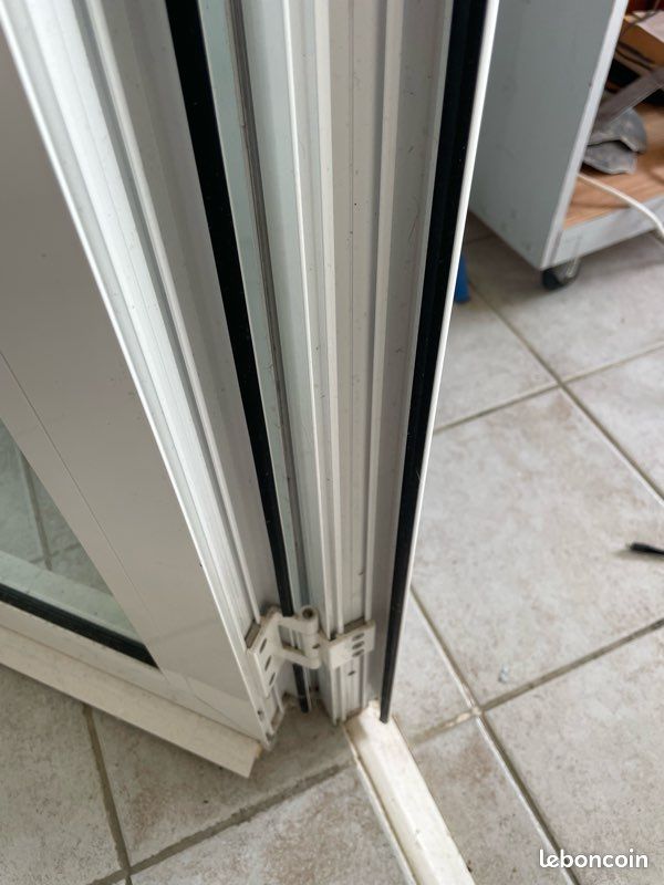 Châssis alu porte fenêtre (image 4)