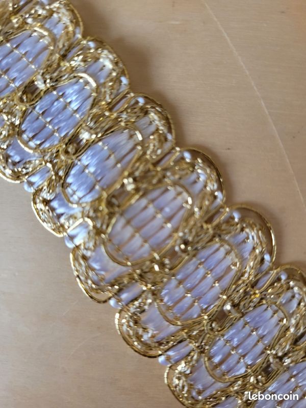 Mercerie 18 MÈTRES DE GALON EN LUREX ET FIL METALLIQUE DORÉ 30 MM N°39 (image 4)