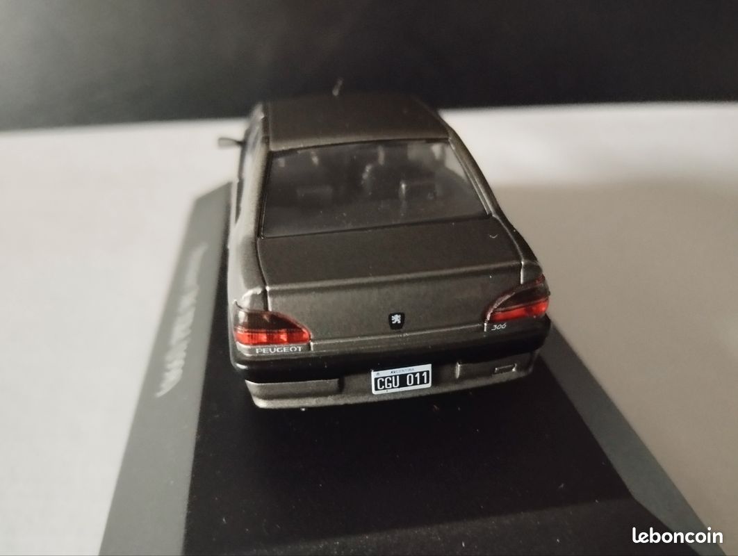 Modèle Réduit Peugeot 305 XRD échelle 1:43 Norev - Comme Neuf (occasion)