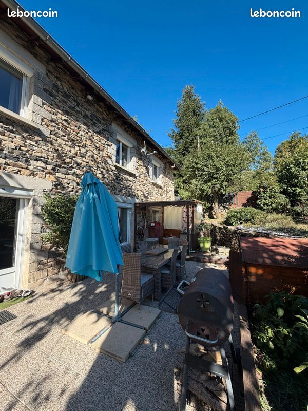 Maison 4 pièces 130 m² · à Saint-Hostien · 130 m² · 836 €/mois