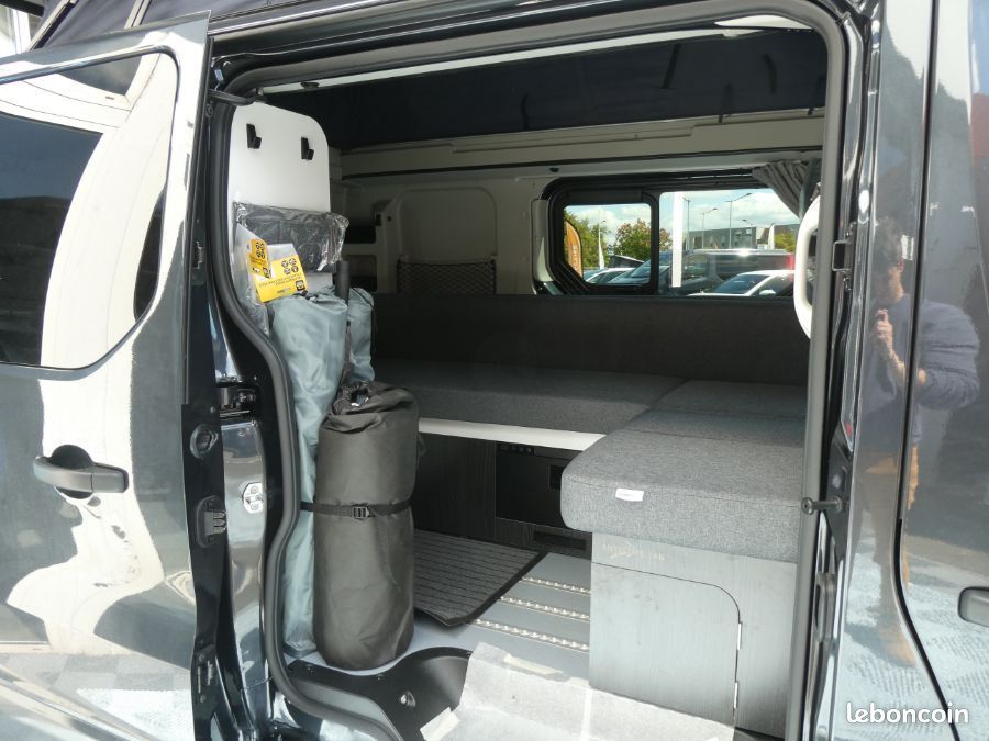 Renault Trafic VAN ANTILOPE Aménagé FLEX PLUS 2.0 DCi 150 EAG9 L1 CONFORT 4PL JA17 Attel+Pte Vélo... (image 3)