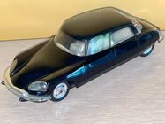 Jouet Ancien En Tôle Citroën DS Berline - Joustra / Arnold - Modèle De Collection