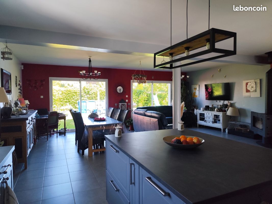 Maison 5 pièces 160 m² · à Ferrières-en-Bray · 160 m² · 250 000 €