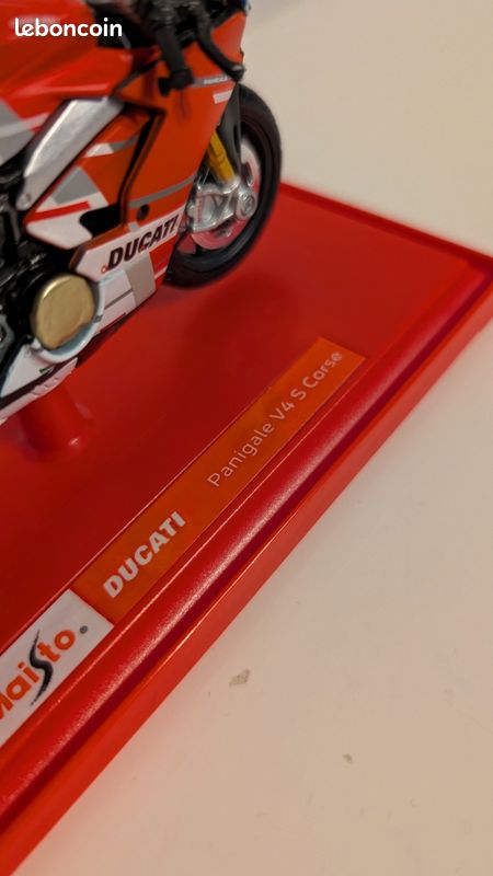 DUCATI ducati panigale v4 s corse 2019 3750 km occasion Le Parking DUCATI ducati panigale v4 s corse 2019 3750 km occasion Le Parking