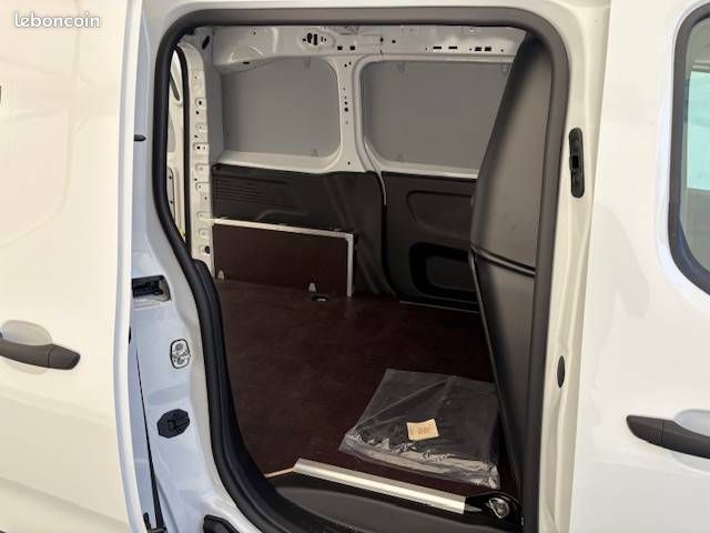 Peugeot partner fourgon m 650 kg bluehdi 100 s&s bvm6 (image 12)