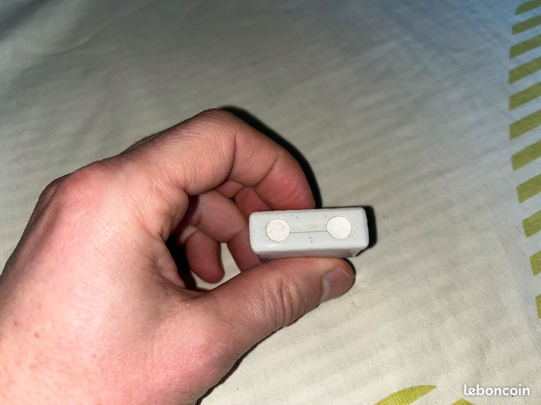 Fusible à recharge en porcelaine LEGRAND (image 1)