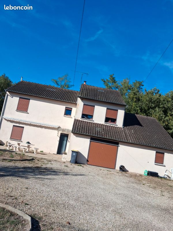 Maison 5 pièces 110 m² · à Bray-Saint-Aignan · 110 m² · 165 000 €