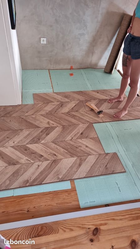 Parquet stratifié à clipser (image 2)