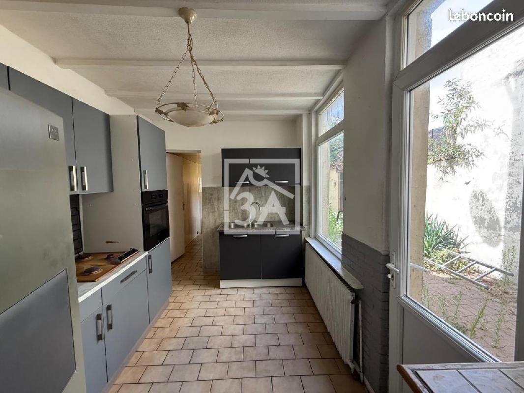 Maison 8 pièces 149 m² · à Calais · 149 m² · 148 960 €