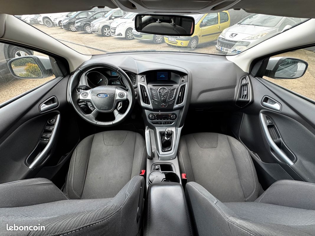 Ford focus sw 1.6 tdci 116ch 5p (image 4)
