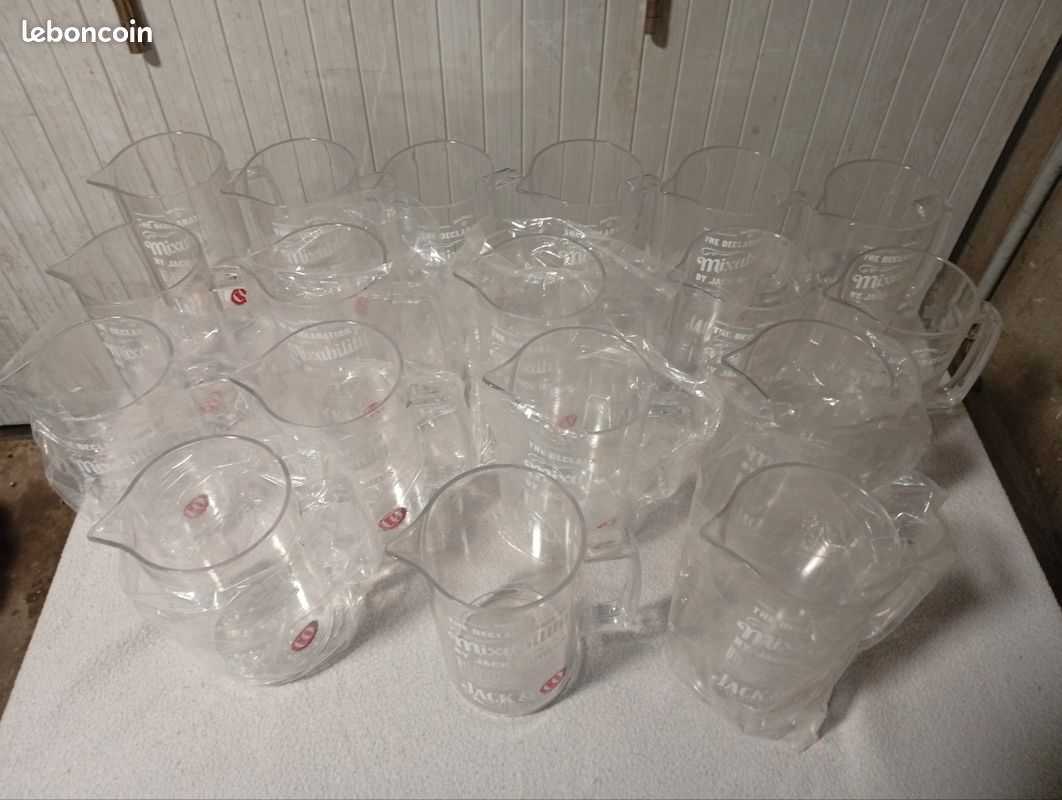 18 petits pichets jack Daniel's 50cl (image 2)
