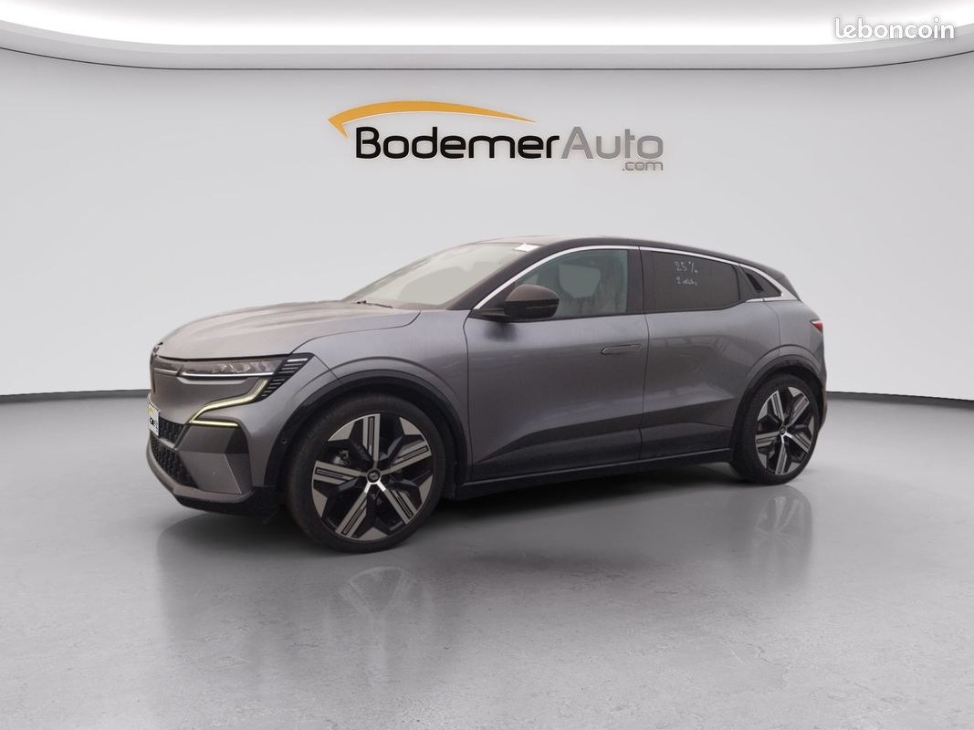 RENAULT Megane E-Tech EV60 220 ch super charge Iconic (image 1)