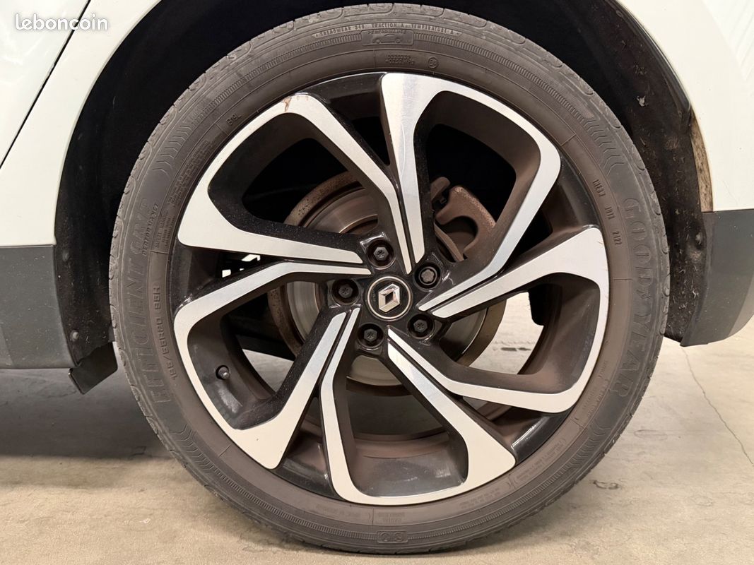 Renault SCÉNIC IV Intens 1.6 DCI 130 / CARPLAY FILAIRE / CAMERA RECUL / RADARS AV AR / GRAND ECRAN / KEYLESS /ROUE DE SECOURS GALETTE (image 33)