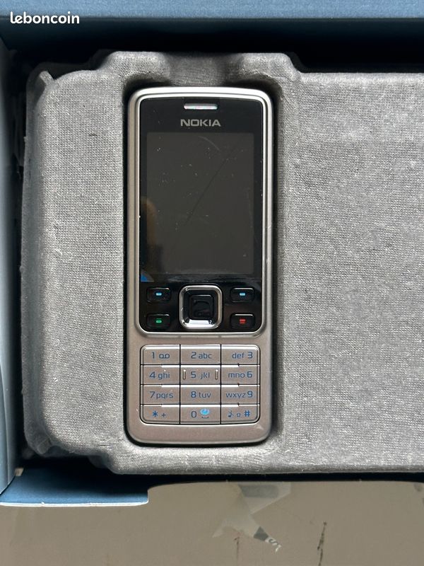 Téléphone Portable Nokia 6300 Régénéré Niveau A - Gris - Avec Chargeur Et Batterie - Fonctionne Parfaitement