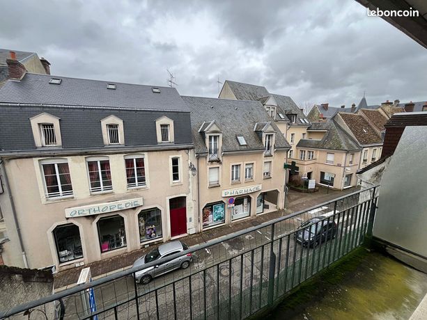 https://img.leboncoin.fr/api/v1/lbcpb1/images/b9/ee/66/b9ee66e914d6ed6433720862fc2a84892b8f1901.jpg?rule=ad-image