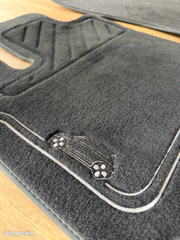 Tapis de sol Renault Twingo 3 (image 2)
