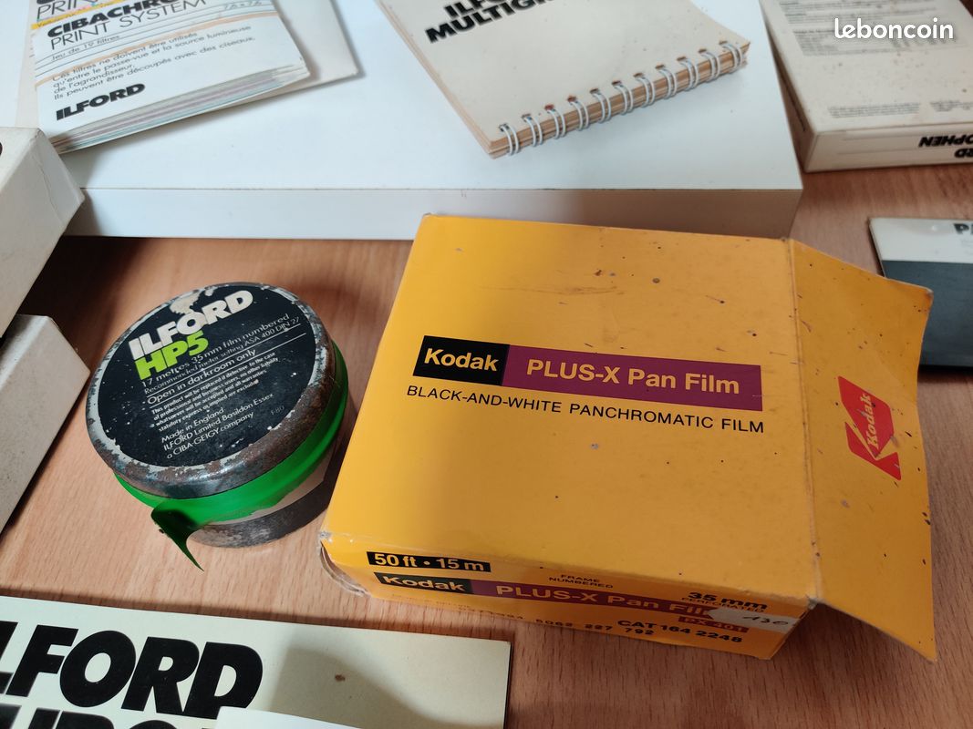 Agrandisseur photo AHEL 24x36 + papier film vierge et fournitures labo (image 9)