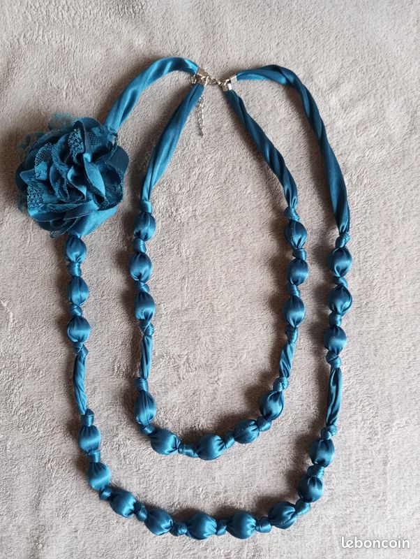 COLLIER LONG 90 cm / TISSU / TRÈS BON ÉTAT (image 1)