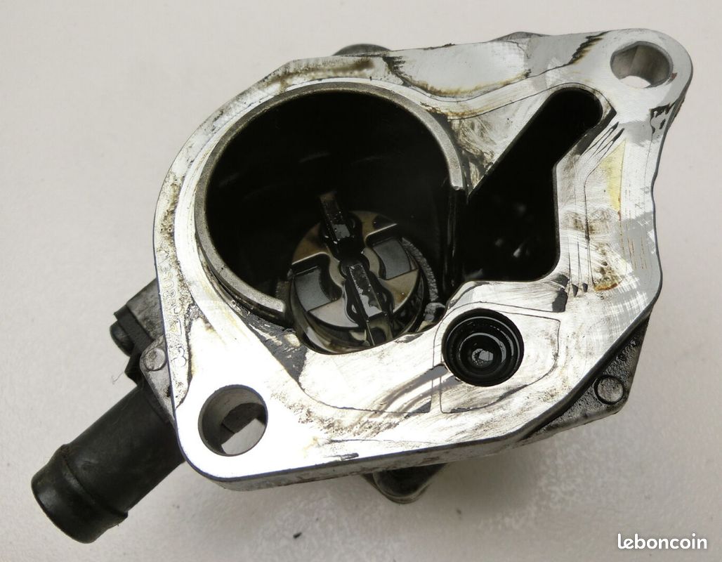 Pompe à Vide Dacia Nissan Renault moteur 1.5 DCI (image 3)