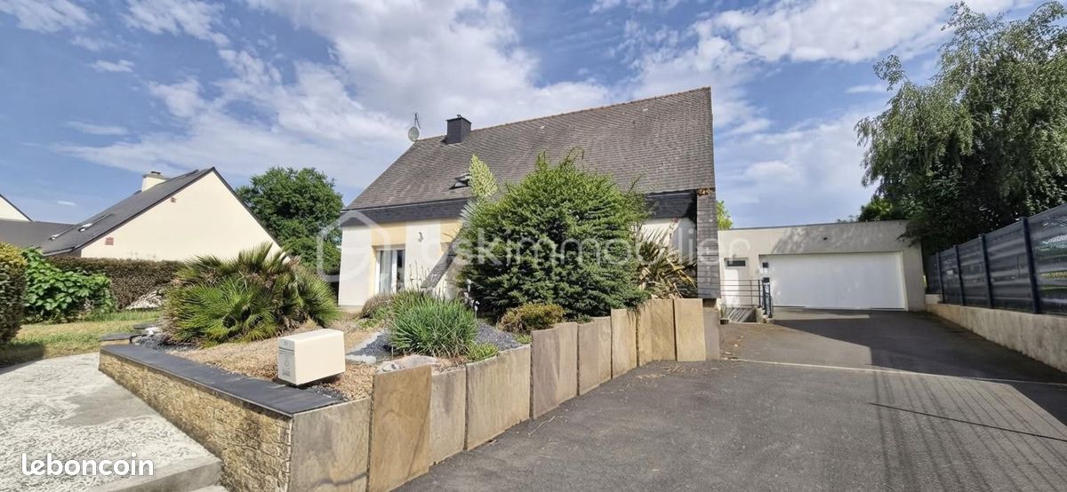 Maison 7 pièces 178 m² · à Châteaubourg · 178 m² · 327 780 €