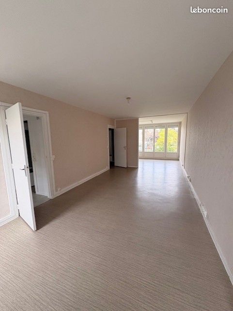 Appartement 3 pièces 80 m² · à Reims · 80 m² · 587 €/mois