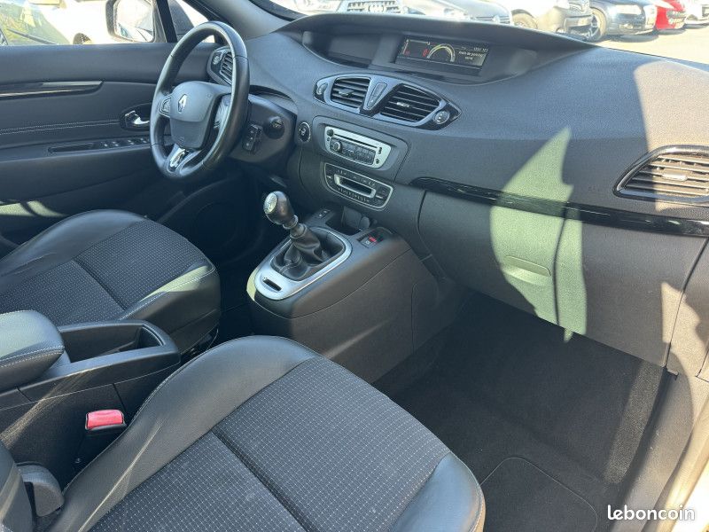 Renault SCENIC III 1.2 TCE 115CH ENERGY ZEN EURO6 2015 (image 8)