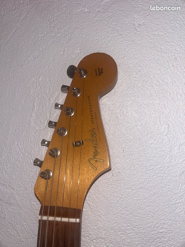 Fender Stratocaster 60’s Lake Placid Blue Mex Décembre 2011 (image 2)