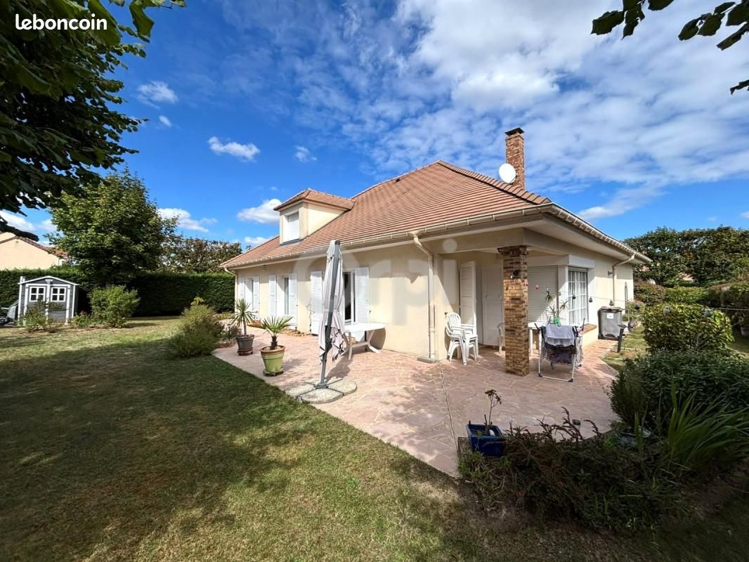 Maison 7 pièces 184 m² · à Vernouillet · 184 m² · 630 000 €