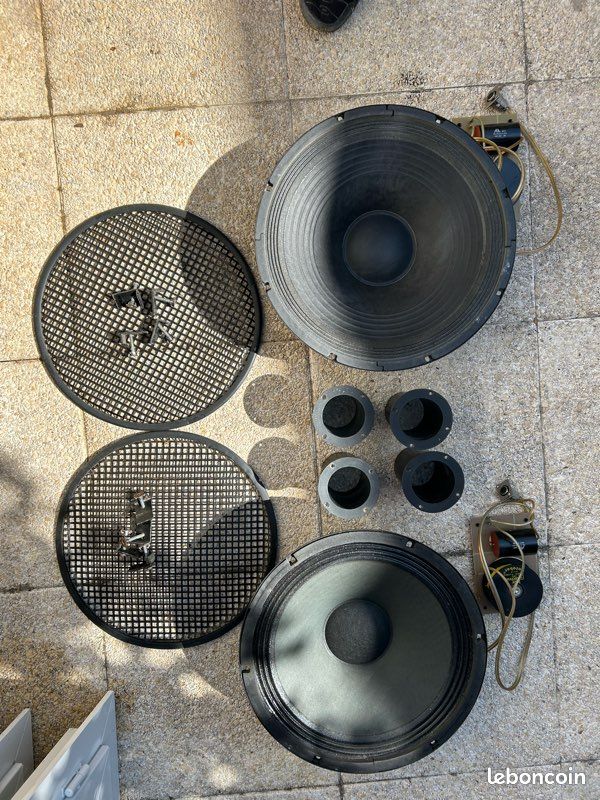1 Pièces 3 Pouces 78MM Caisson De Basses Haut-parleur 4 Ohm 15W Souper Basse Audio Carré Woofer Bricolage Home Cinéma Son Musique Bibliothèque Haut- Parleur