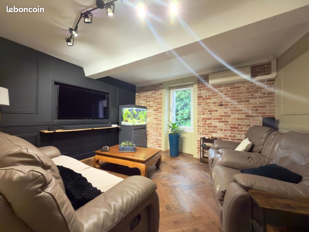 Maison 5 pièces 100 m² · à Pélissanne · 100 m² · 215 000 €