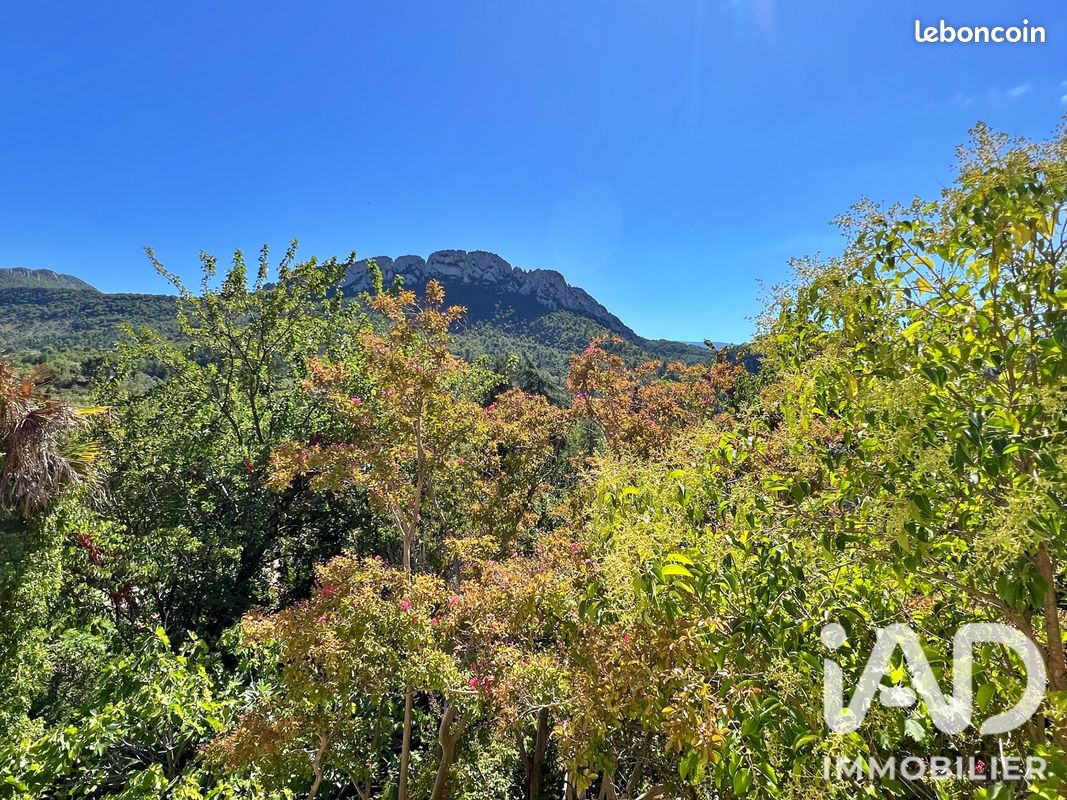 Maison 7 pièces 197 m² · à Buis-les-Baronnies · 197 m² · 434 000 €