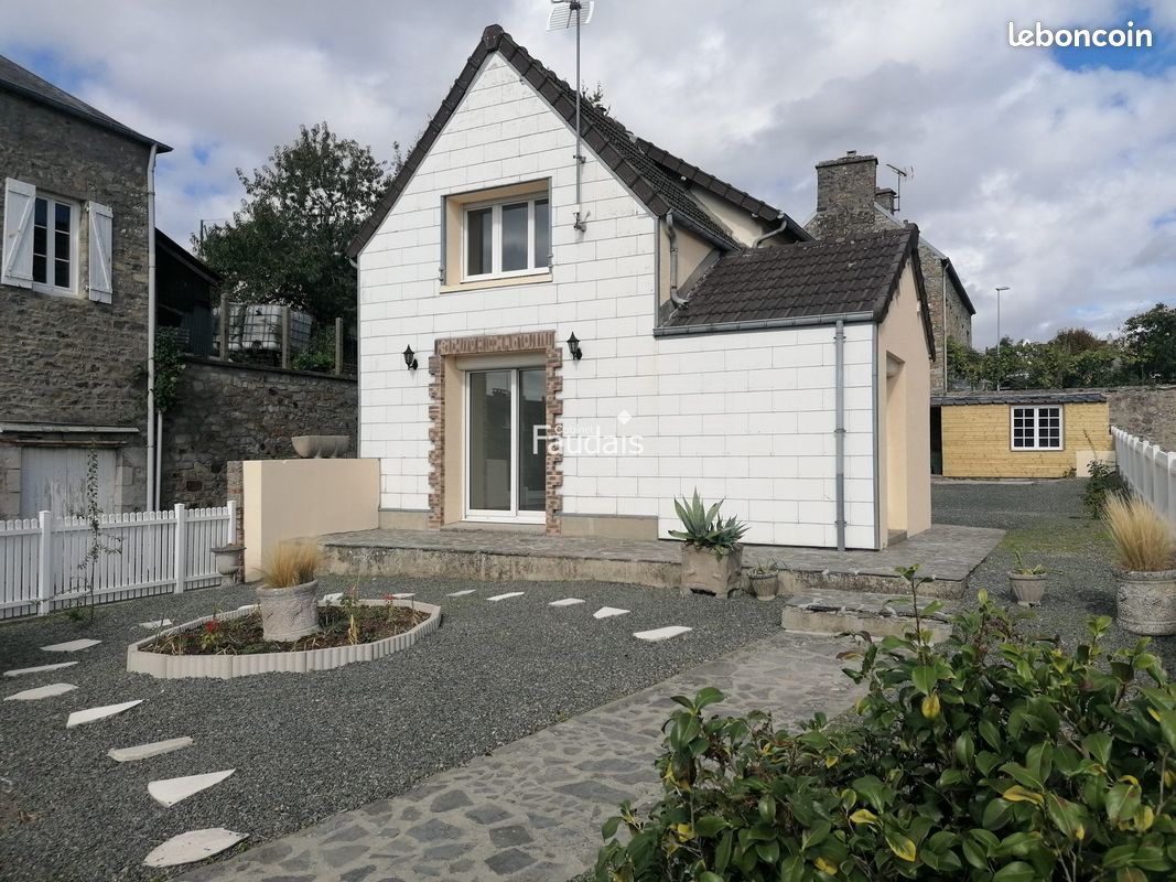 Maison 5 pièces 105 m² · à Coutances · 105 m² · 995 €/mois
