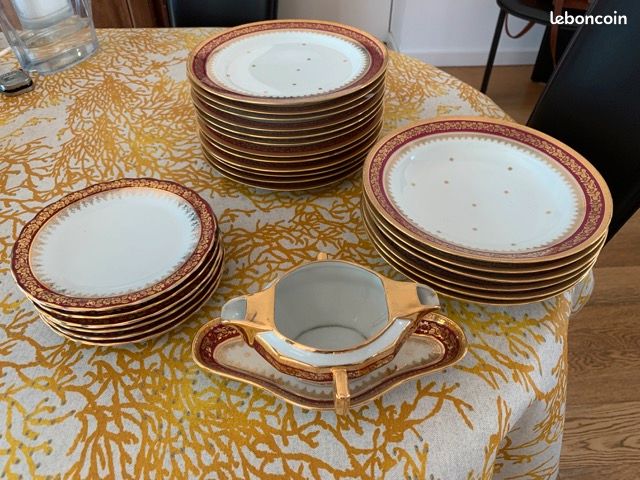 Service assiettes en porcelaine de Limoges (image 3)