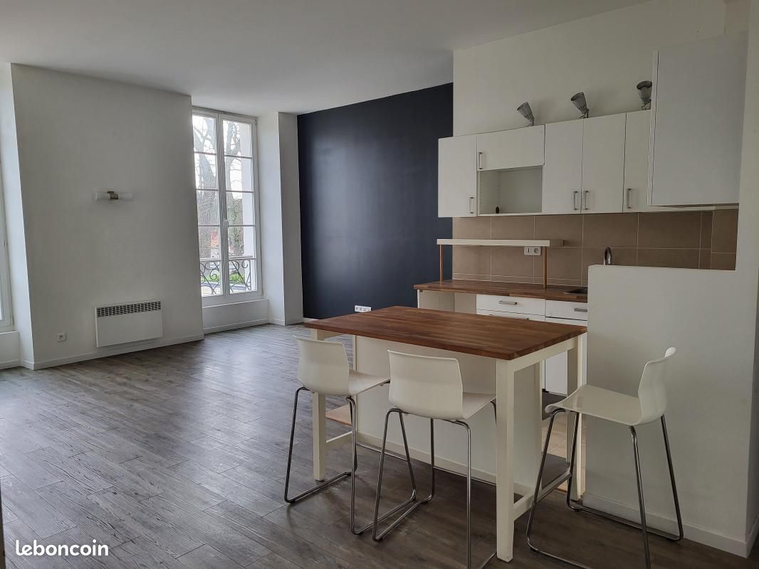 Appartement 3 pièces 70 m² · à Boissise-la-Bertrand · 70 m² · 911 €