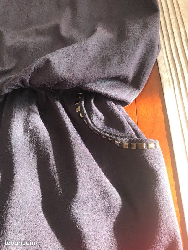 Robe (image 1)