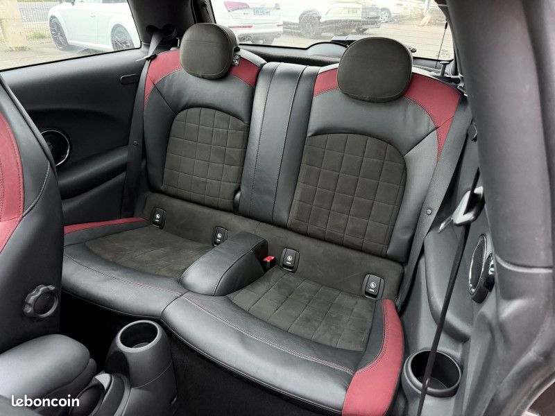 Mini MINI JOHN COOPER WORKS F56 2.0 Turbo 231 ch BVAS / Toit ouvrant / Harman Kardon / Têt (image 10)